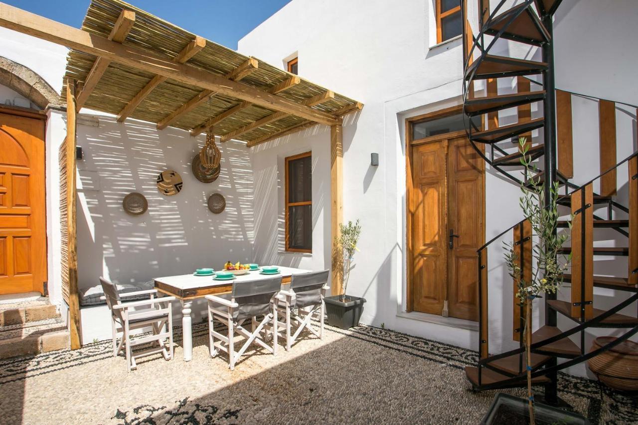 Pera Houses 2-Bedroom In The Center Of Lindos Exterior photo