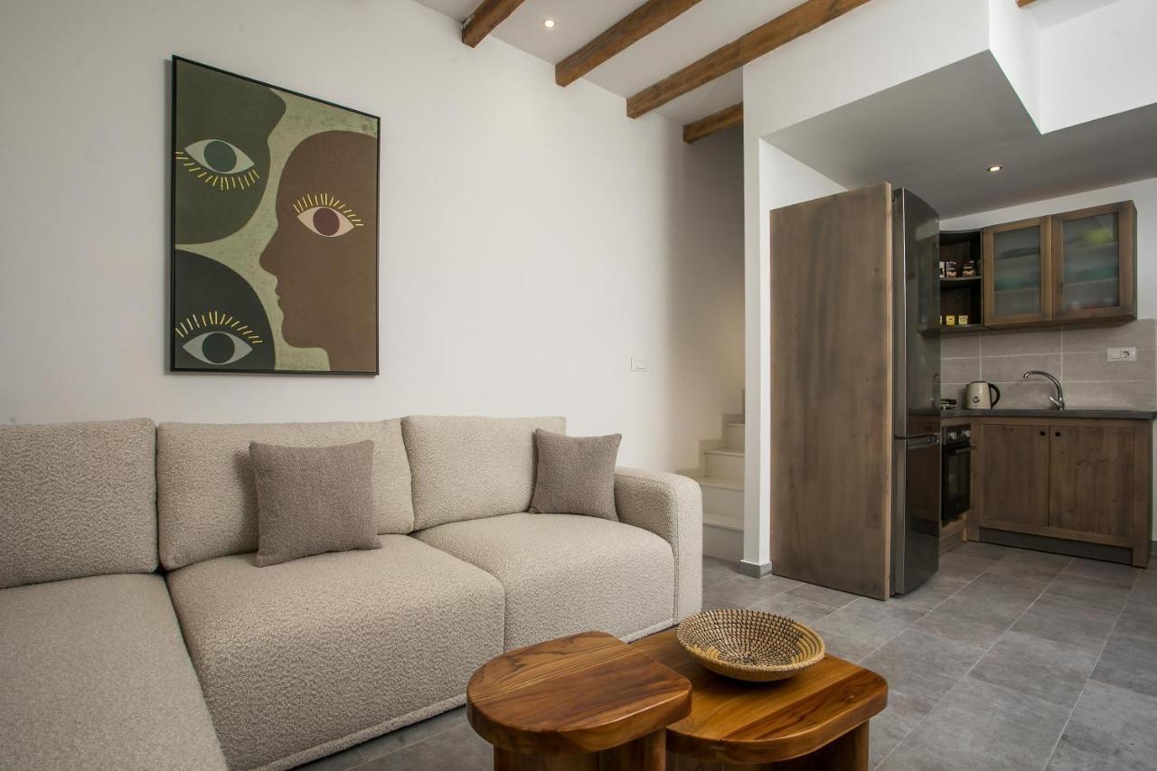 Pera Houses 2-Bedroom In The Center Of Lindos Exterior photo